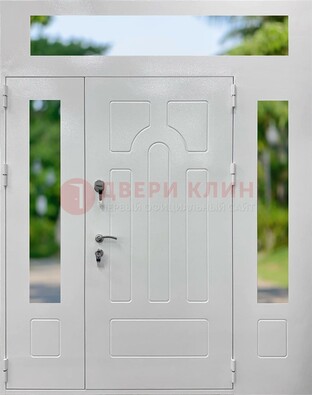 Белая стальная дверь порошок со стеклом и фрамугами ДФГ-11 в Брянске