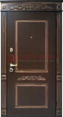Входная дверь с массивом дуба в темном цвете ДМД-65 в Брянске
