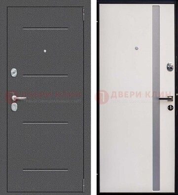 Железная дверь с порошковым напылением и белой МДФ ДП-212 в Брянске