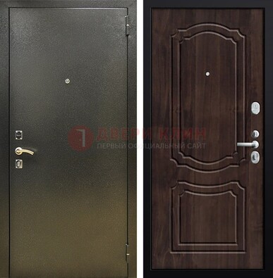 Темно-серая железная дверь с порошковым покрытием и коричневой МДФ ДП-288 в Брянске