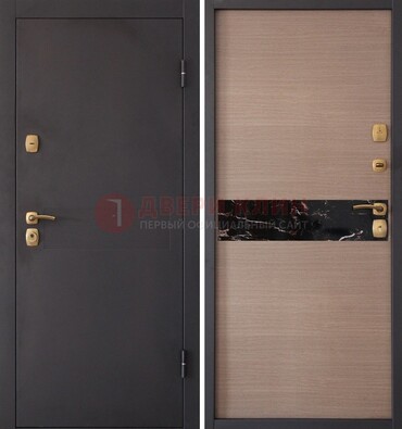 Коричневая металлическая дверь с порошковым окрасом ДП-82 в Брянске