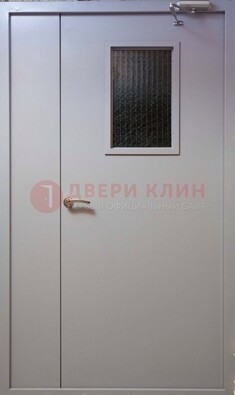 Белая железная дверь ДПД-4 в Брянске
