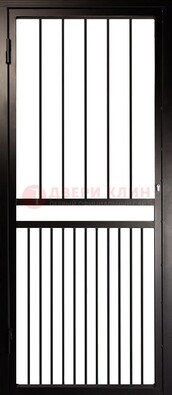 Коричневая одностворчатая железная решетчатая дверь ДР-24 в Брянске