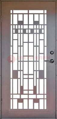 Коричневая стальная решетчатая дверь с узором ДР-4 в Брянске