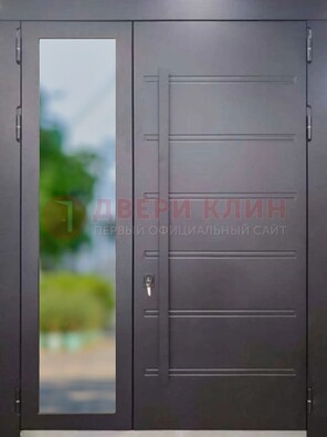 Чёрная двухстворчатая металлическая дверь со стеклом ДС-60 в Брянске