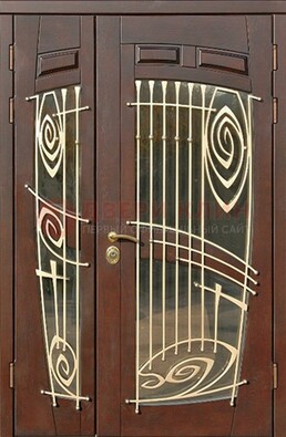 Коричневая железная дверь с большим стеклом и ковкой ДСК-203 в Брянске