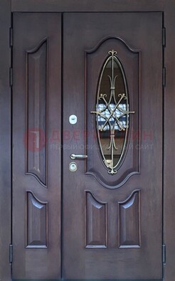 Темная металлическая дверь Винорит со стеклом и ковкой ДСК-239 в Брянске