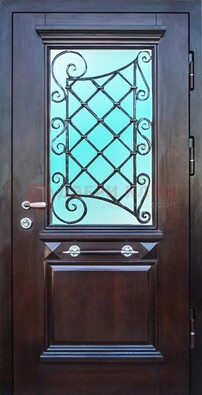 Коттеджная металлическая дверь со стеклом и ковкой ДСК-57 в Кирове