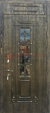 Зеленая входная дверь со стеклом и ковкой ДСК-67 в Брянске