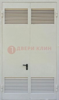 Белая металлическая противопожарная дверь с вентиляционной решеткой ДТ-6 в Брянске