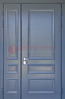 Темно-серая железная дверь с виноритом ДВТ-242 в Брянске