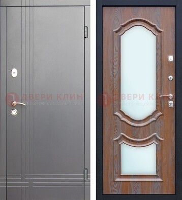 Серая входная дверь со светлой МДФ и зеркалами внутри ДЗ-77 в Брянске